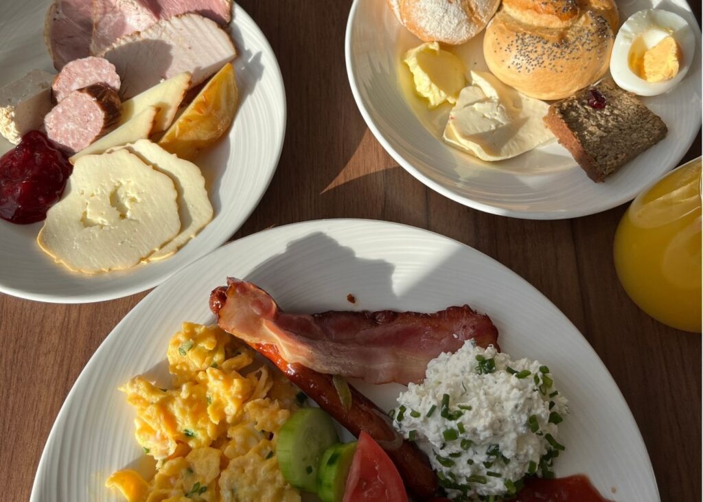 Śniadanie w formie bufetu w Hotelu Harnaś
